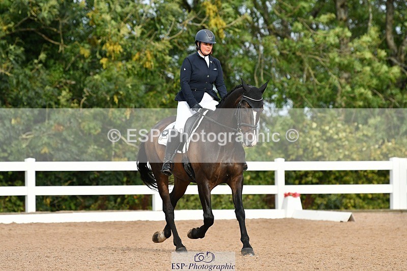 250906-085933-00201 - 043-Ana.HughesSligo.Dark.Knight