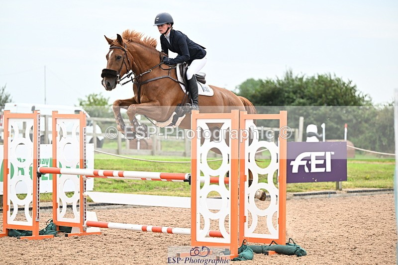 240828A-124057-00420 - Cls 3 Snr 1.05m Open