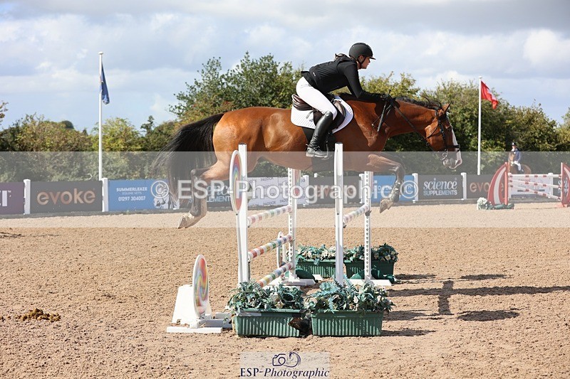 250913-142946-07384 - Cls 25 1.05m Amateur Quali