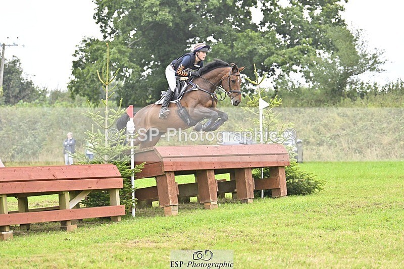 240901A-131545-08620 - 371-Max.Forster-HOLD.ON.MY.HEART