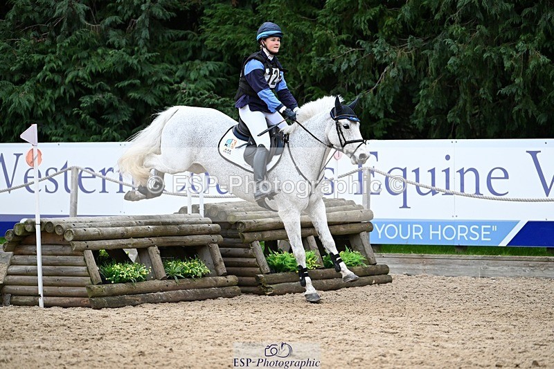 241116-140448-01824 - Cls 3 90-95cm