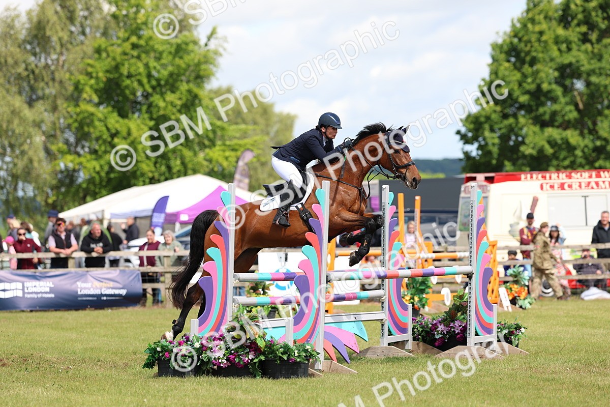 SBM_13571 - Class 206 - Senior Newcomers - 1.10m Open