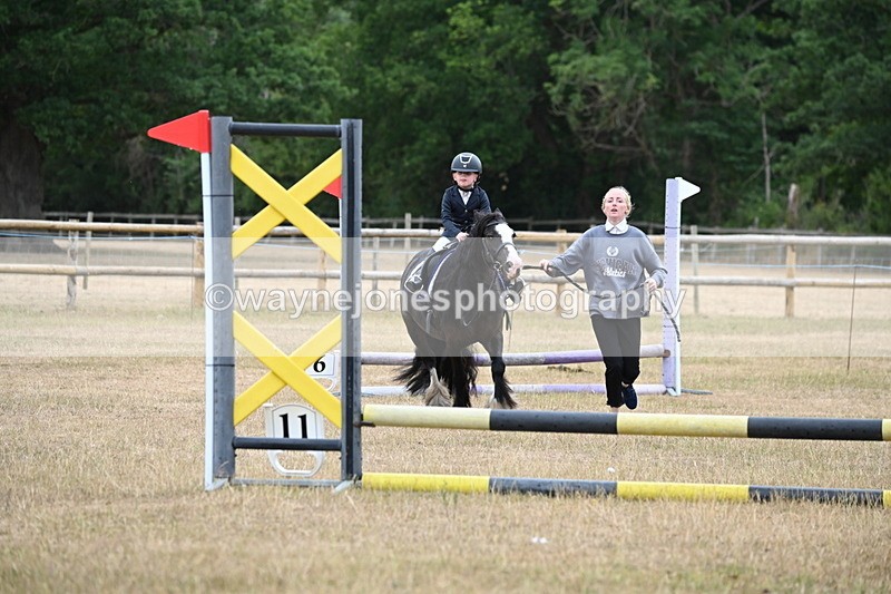WJ6_9572 - Class 12 Minimus Jumping 45cm