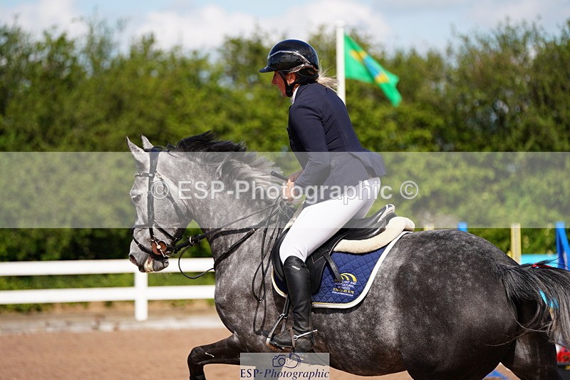 240525A-092306-05086 - Cls 13 Snr 1.05m and 1.10m