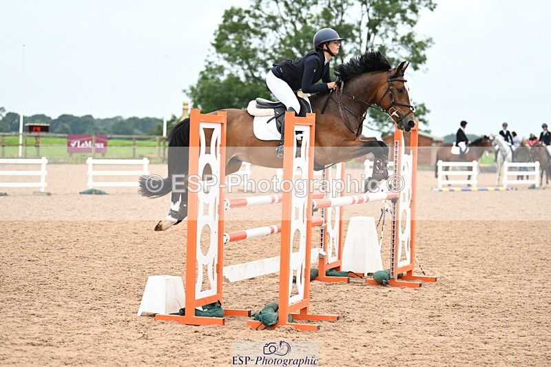 240907A-143737-02403 - Cls 4 Pony Big Team 95cm & 1.05m