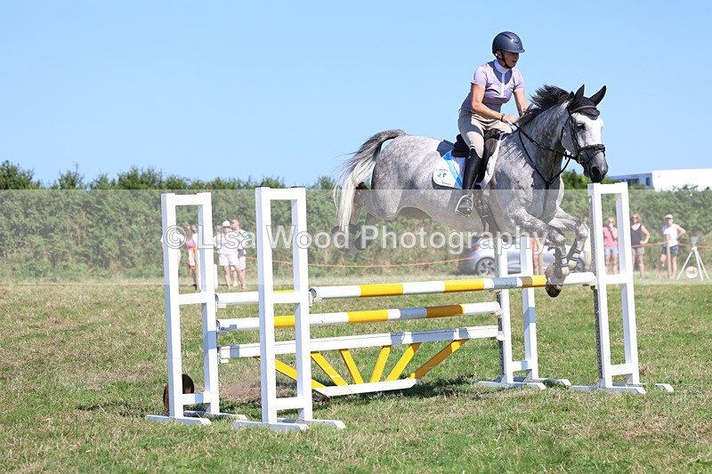 3E7A6518 - Class 13: Senior Newcomers/1.10m open