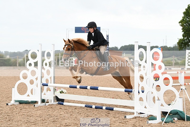 250807-102550-00136 - 70cm Round 1