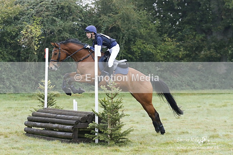 WWHT 171021 0274 - Novice Restricted (0.80m)  17/10/21