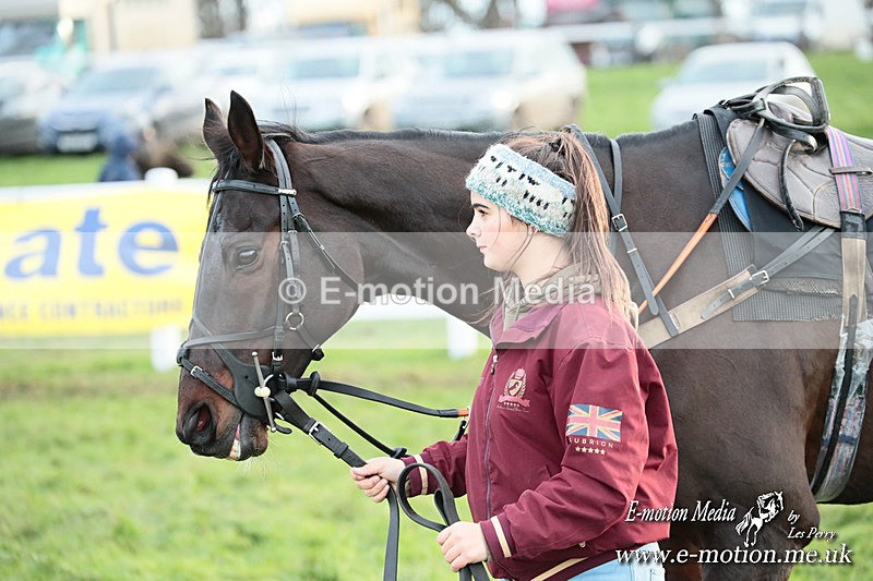 PtP 141225  2180 - New Forest Hounds PtP Larkhill 14/12/25