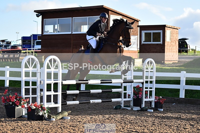 231014A-090430-03628 - Cls 12 British Novice & 90cm Open