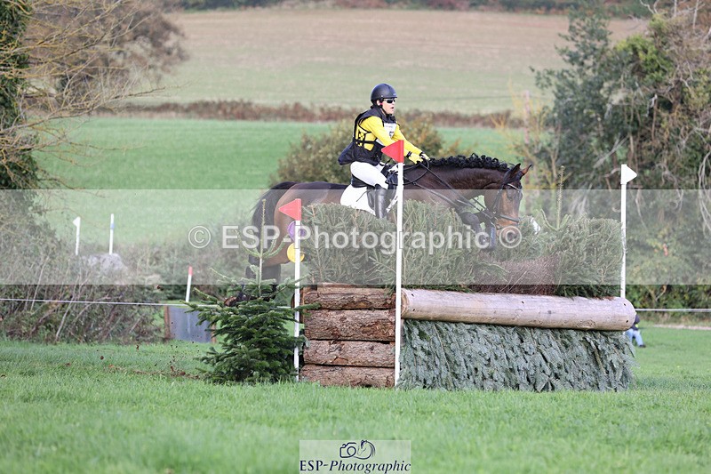 241025-133417-08717 - 159-Eva.Carse-HIDDEN.ECLIPSE