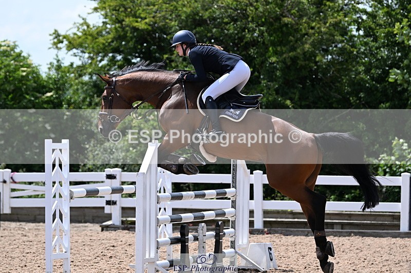 240619A-142241-00558 - Cls 4 Snr Newcomers and 1.10m Open