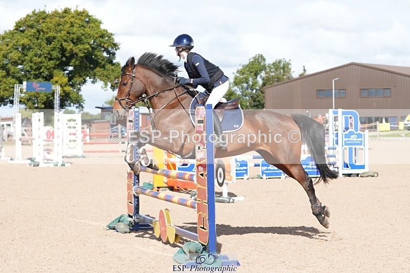 250921-113353-02498 - Cls 6 Pony Newcomers and 1m