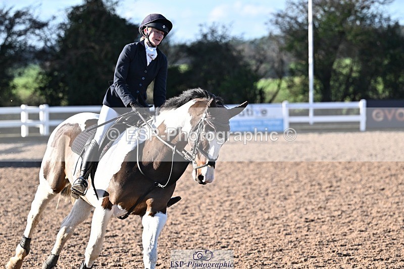 251203-124146-00505 - Cls 4 Newcomers and 1.10m Open