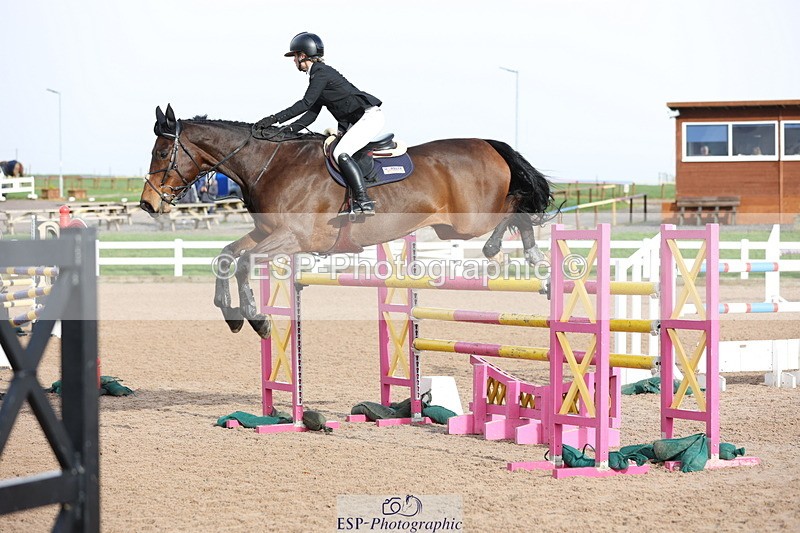 240223A-152412-02288 - Cls 6 Foxhunter and 1.20m Open