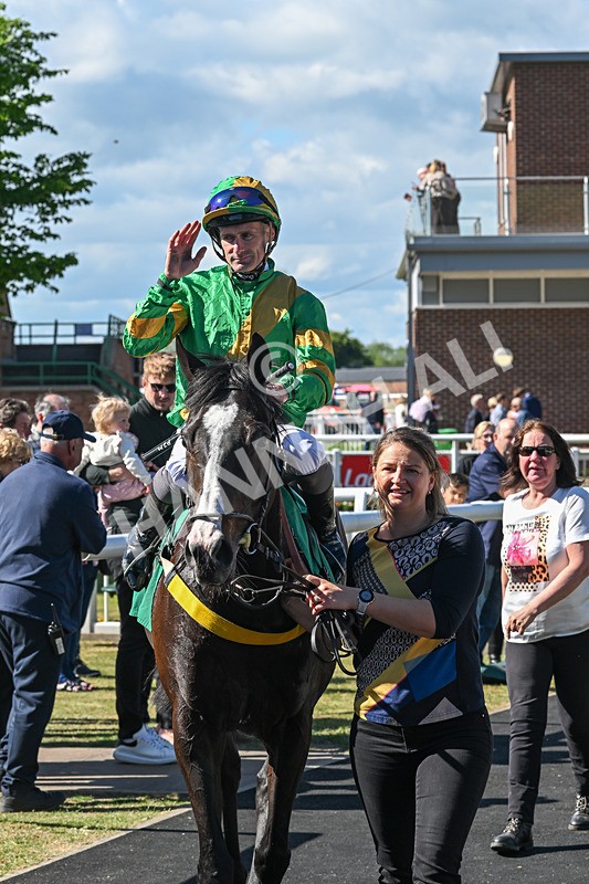 030525-Race 5-Savrola-3339 - Race 5