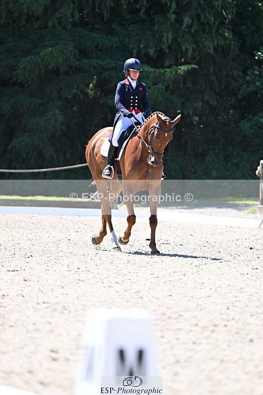 250522A-122546-03729 - C-202-Kitty.King-MBF.REDHOUSE.EVOQUE