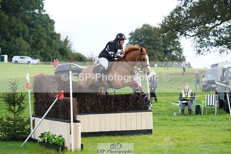 231021-094052-13334 - 606-GOLDEN.HEART.BREAKER-Emily.R.Vincent-SC+XC