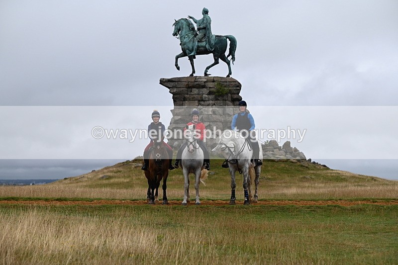 DSC_2337 - Time at Statue 12:34 to 12:56