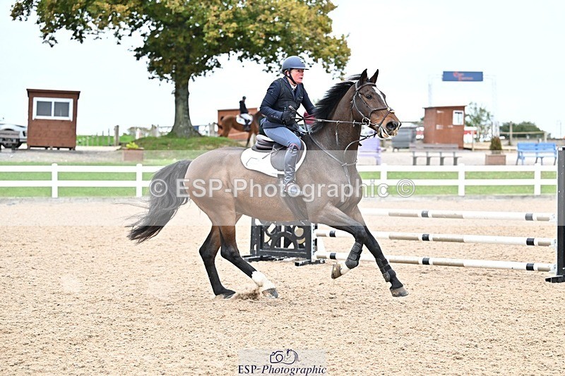 251015-104513-00105 - Cls 1 British Novice and 90cm Open