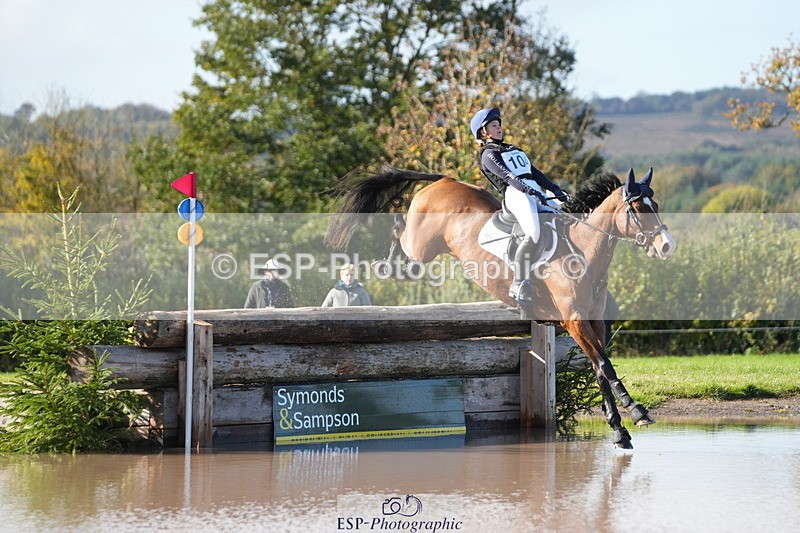 251024A-115530-08538 - B-104-Millie.Juleff