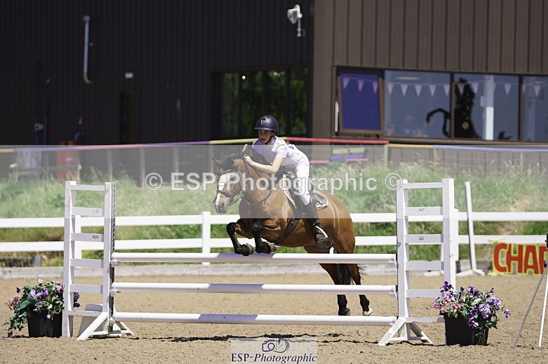 230624A-130818-01504 - Cls 24 Pony Discovery & 90cm Open