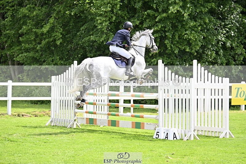 250613A-105600-00629 - Cls 1 Snr Newcomers and 1.10m Open