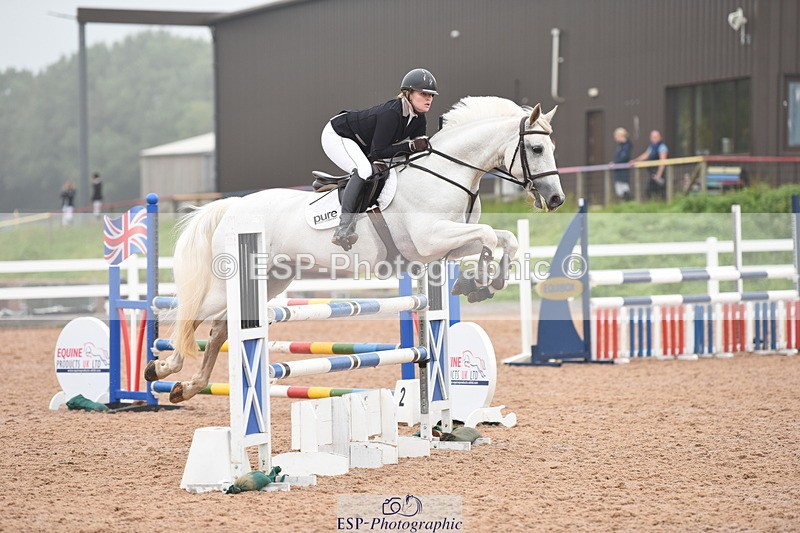 230902A-111622-00552 - Cls 8 1.05m Amateur Quali