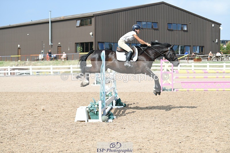 250725-162053-03886 - Cls 10 1.05m Amateur Quali