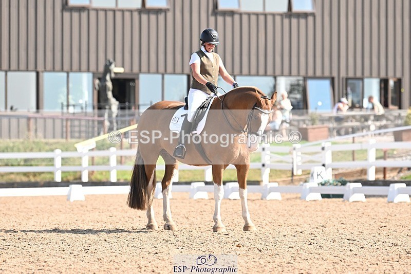 250816-102107-03351 - 048-Kirsty.ClackworthyStitch