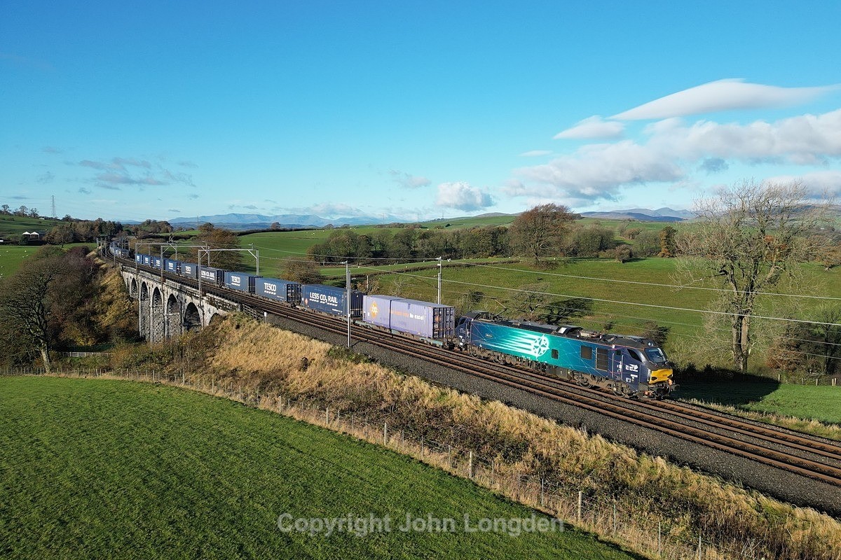 JL - 10.11.23 88005 4S43 Daventry - Mossend, Docker Viaduct - West Coast Main Line (north to south)