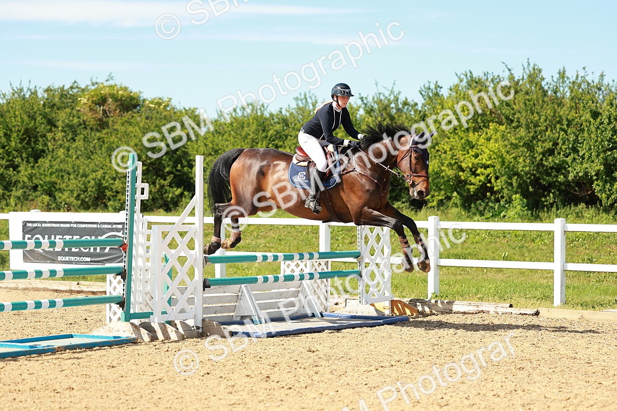 SBM_002709 - Class 4 - Senior Newcomers - 1.10m