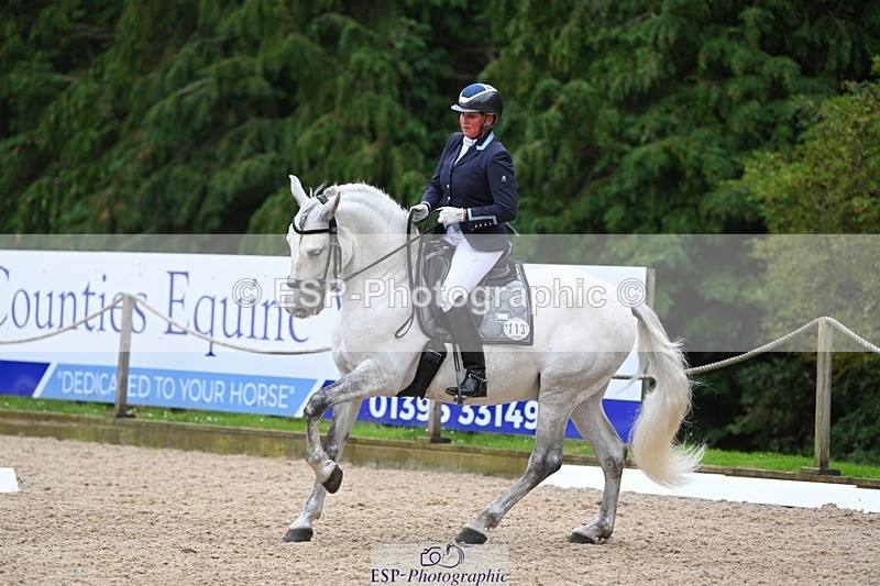 230813-173402-08697 - Cls 14 Medium Silver 16.45 to End