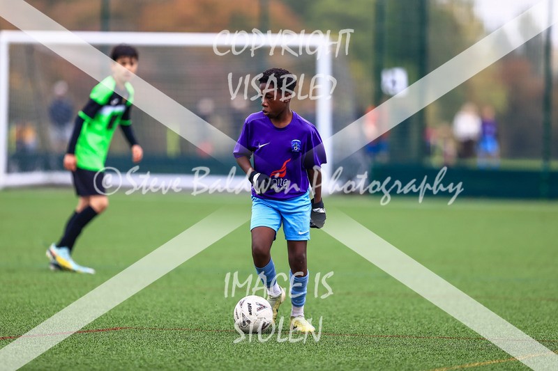 1DX30513 - 2025-10-12 FC Abbey Meads U14 Orange V Kingsdown Lions U14