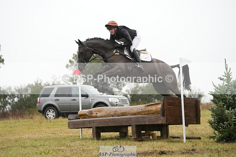 250830-141804-04078 - G-311-Max.Forster