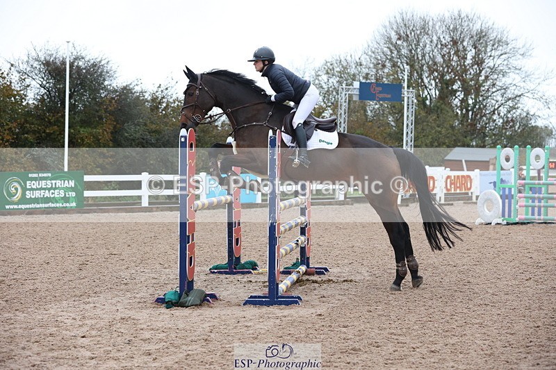 231112A-140045-04779 - Cls 20 Newcomers & 1.10m Open