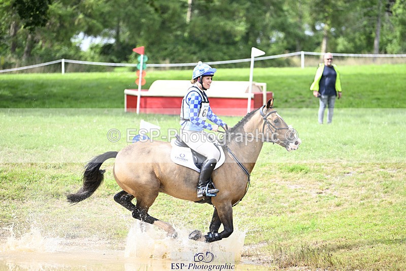 240804-164304-18066 - 622-Elishia_Stevenson-BOOLAGH_ORLANDO