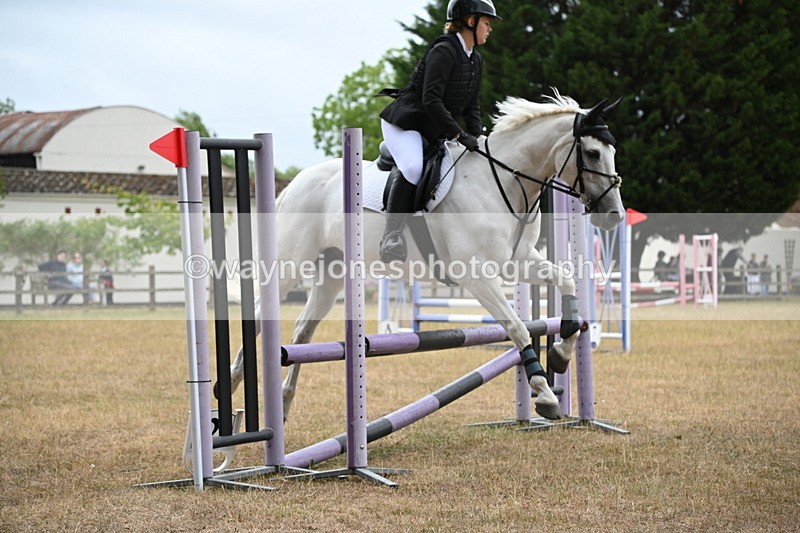 WJ6_0633 - Class 14 Intermediate Jumping 75cm