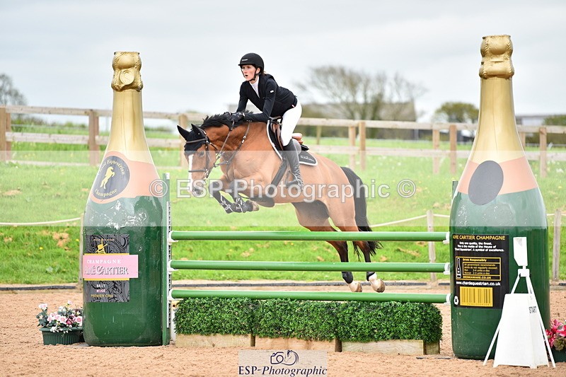 230507A-143804-08444 - Cls 48 Foxhunter