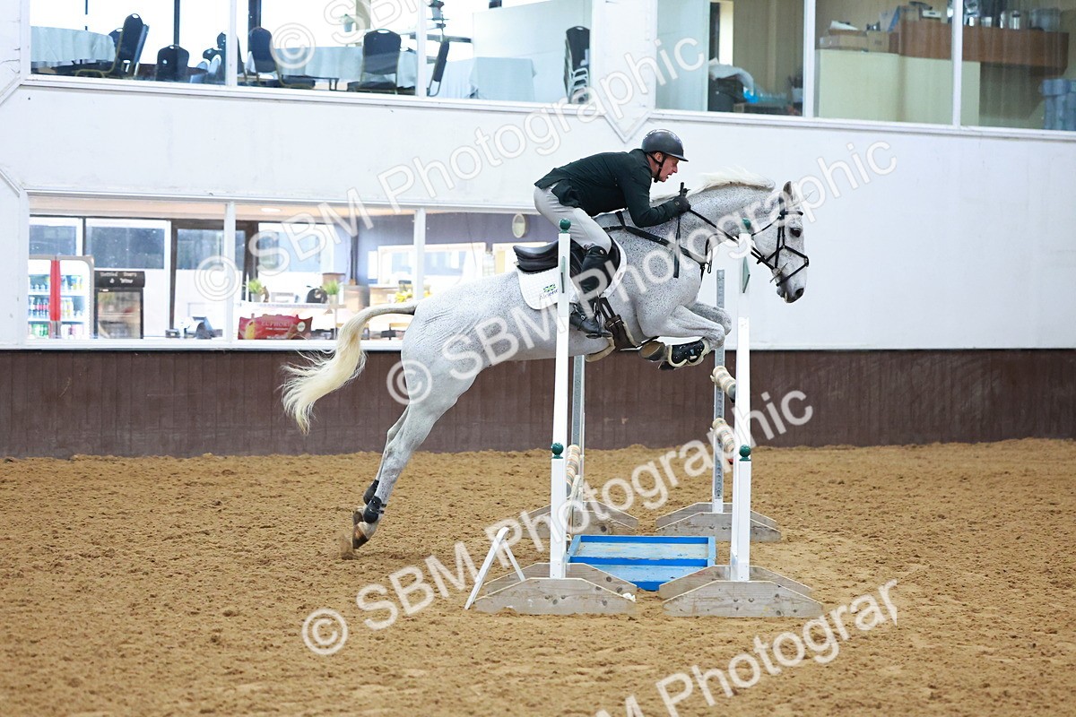 SBM_002054 - Class 5 - Senior Foxhunter 1.20m