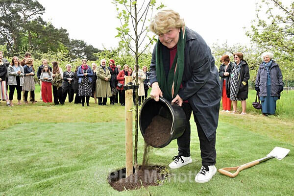 Sandi Toksvig celebrates 150 years education for women at Girton Coll - Events, PR & Corporate