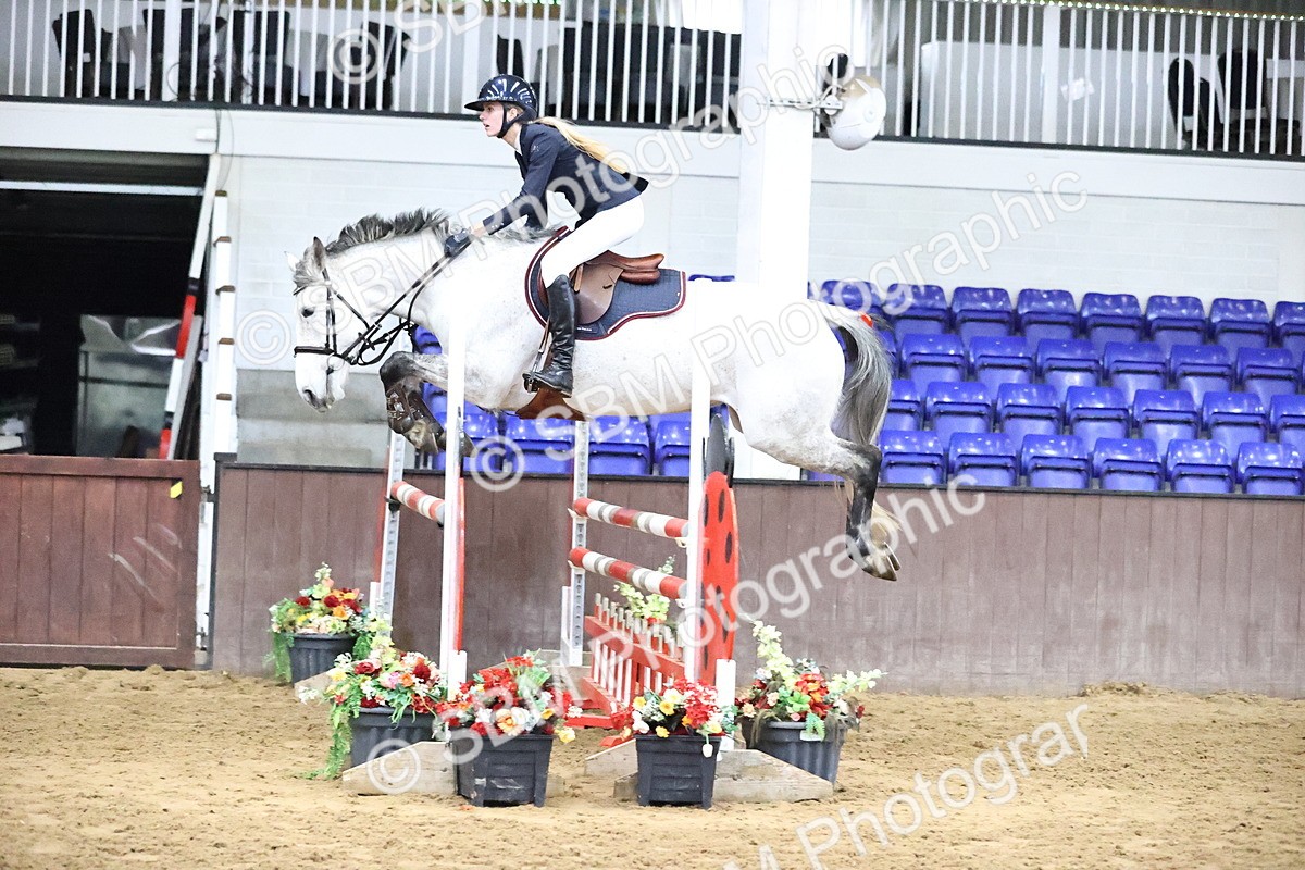 SBM_003523 - Class 16 - Senior Newcomer - 1.10m