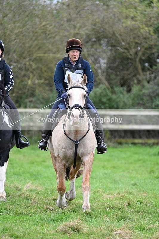 WJ7_1463 - Time at Photographer 12:35 to 13:04