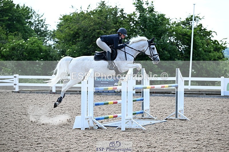 240605A-145750-00837 - Cls 4 Newcomers and 1.10m Open