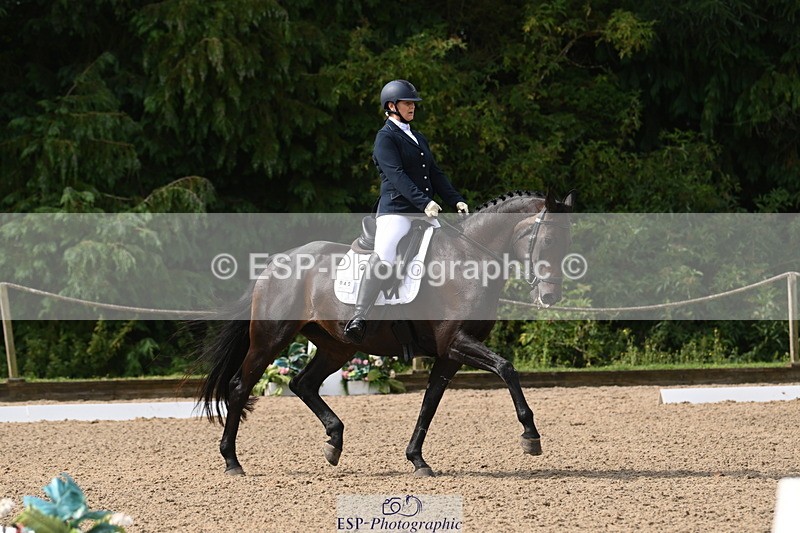 250719A-101115-03272 - 049-Veronica.Roberts-For.J'Adore