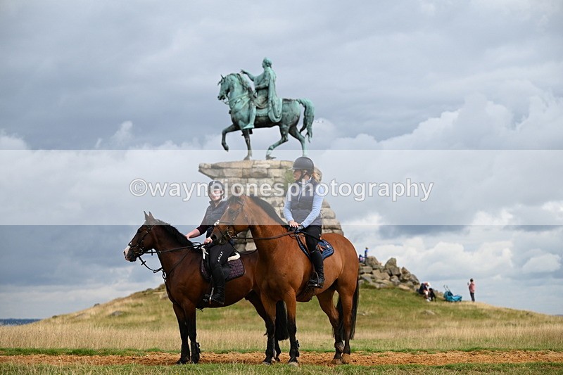 DSC_4453 - Time at Statue 09:50 to 11:09