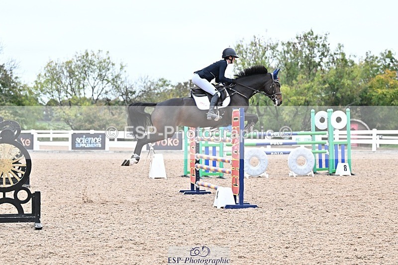 251015-151118-00849 - Cls 6 Foxhunter and 1.20m Open