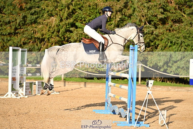 250322A-170224-03683 - Cls 14 Snr Fox & 1.20m Open