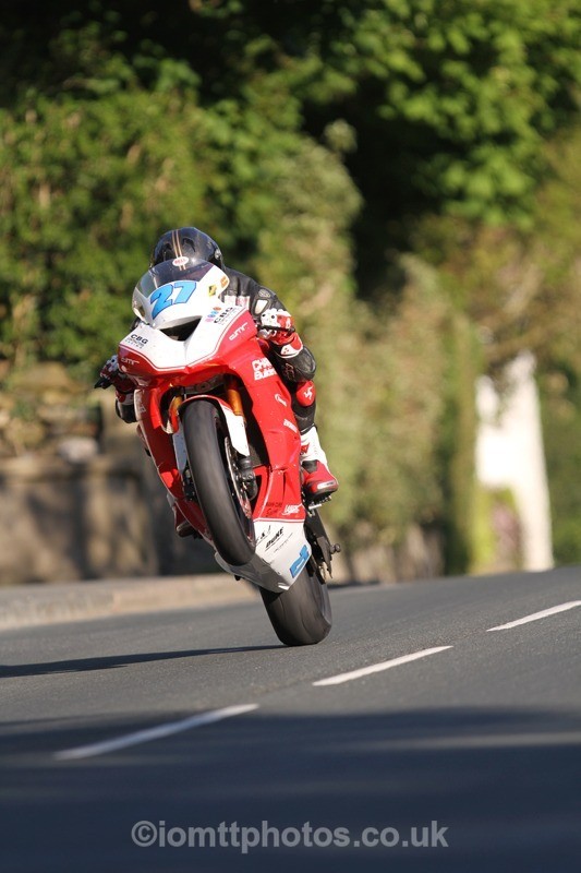IMG_5007 - Thursday Practice  TT 2013