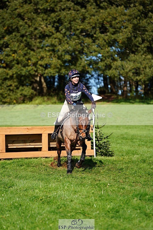 241026-123230-13259 - 422-Janine.Paterson-LAHINCH.TEDDY